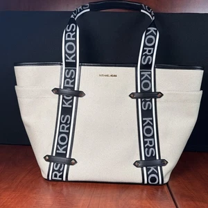 Michael Kors Maeve Logo Webbing Large Open Tote (Black) (5540) New - Picture 1 of 8