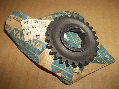 YAMAHA DT100 MX100 RS100 NOS OEM KICK STARTER GEAR 305-15641-00-00  DT MX RS 100 - Image 1 of 3