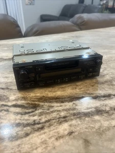 Toyota OEM AM/FM radio cassette player A56409 4runner Tacoma RAV4 Corolla 90-02 - Bild 1 von 5