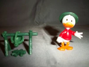 NEPHEW CAMPFIRE Donald Safari Disney KINDER Stechfigur - Picture 1 of 8