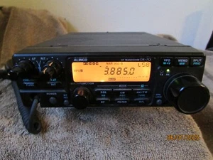 Alinco DX-70 TH 160-10 meters and 6 meter. - Zdjęcie 1 z 7