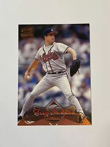 Pacific Paramount 1998 cobre Greg Maddux #133 de corte - Imagen 1 de 2