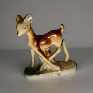 VIntage Miniature Deer/Fawn Ceramic Ornament Figurine Made In JAPAN 6.7cm - Picture 1 of 5