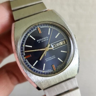 Vintage RODANIA Men's automatic watch day/date Blue dial swiss made 1970s - Image 1 of 4