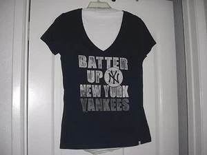 New York Yankees MLB Baseball Womens BATTER UP! V-Neck Cotton T-Shirt,sz L, NWT! - Picture 1 of 4