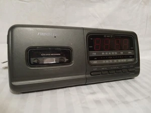 Vintage 1990's Soundesign 3845MCL AM/FM Clock Radio Cassette Player Snooze Sleep - Picture 1 of 10