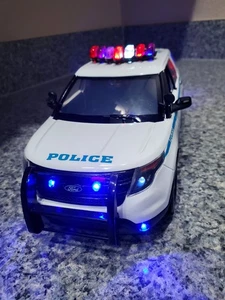 NY  Police Ford Interceptor w/ All Flashing Lights - Picture 1 of 14