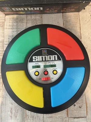 Juego Milton Bradley Simon Says 1978 vintage con caja PARA REPUESTOS Foto 1 de 4