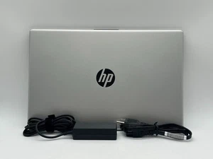 HP 15,6 Zoll Laptop, HD Touchscreen Display, AMD Ryzen 3 7320U, 8GB RAM, 128GB - Bild 1 von 8