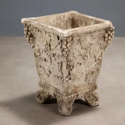 Vaso Antico Gesso Decorazioni Tralci di Vite Italia XIX Secolo Originale - Immagine 1 di 4