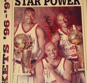 Hakeem Olajuwon/Clyde Drexler Signed Newspaper Auto PSA/DNA Houston Rockets - Picture 1 of 2