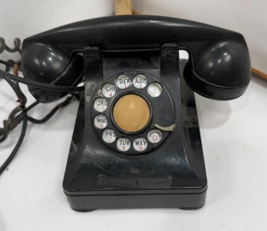 Vintage 1940s WESTERN ELECTRIC 302 BLACK Desk Table Top Telephone - Picture 1 of 12