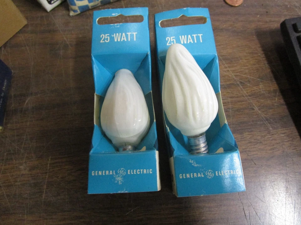 2 NOS GE 25F10C/W/F 25W Flame Shaped Tipped WHITE Light Bulbs Candelabra Base - Image 1 of 3