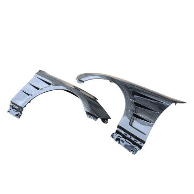 Guardabarros delantero de fibra de carbono para Hyundai Genesis Coupé 2009-2014 Foto 1 de 4