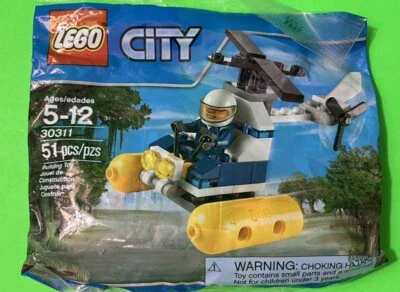LEGO City Swamp Police Pontoon Helicopter Pilot Figure Polybag 30311 SEALED New - Image 1 of 2