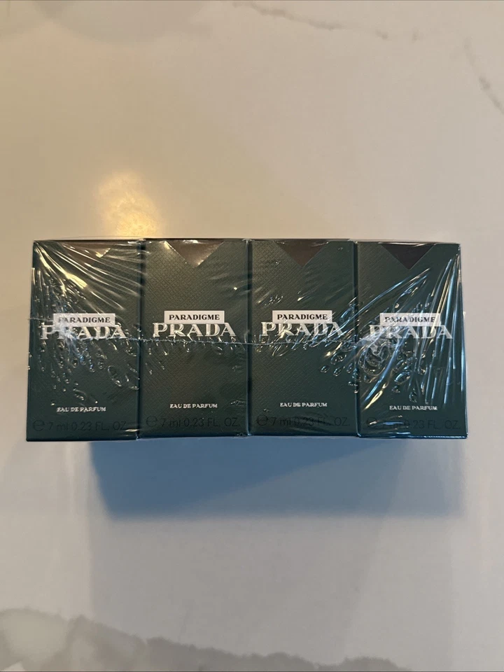 12 - Botellas tamaño mini todas nuevas Prada Paradigme 7 ml/0,23 fl. oz. Foto 1 de 4