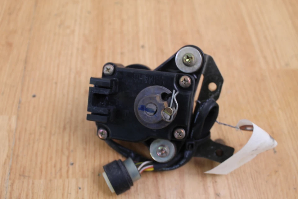 Yamaha V-Max1200 1993 servomotorreductor Foto 1 de 4