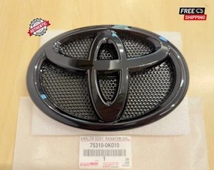 FOR TOYOTA HILUX SR5 REVO ROCCO 2015-2020 LOGO EMBLEM BADGE BLACK PIANO 19 CM - Picture 1 of 11