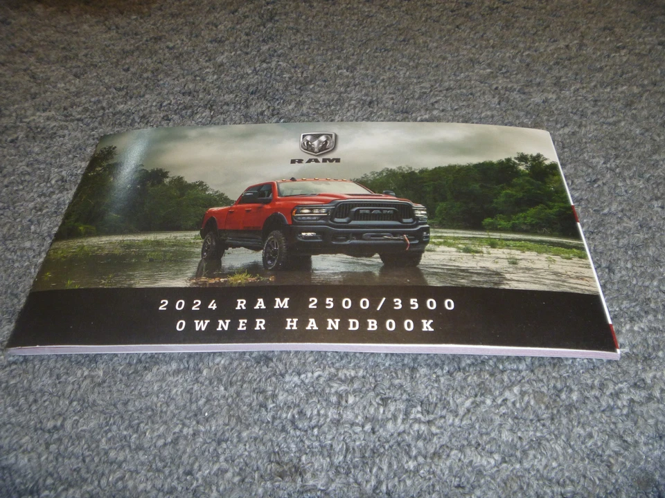 Ram 2500 Power Wagon Limited Longhorn 2024 manual del operador del propietario guía del usuario Foto 1 de 1