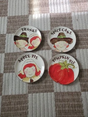 Set Of 4 Rosanna Gobble Gobble Small Ceramic Dessert Plates Pie Designs - Image 1 of 4
