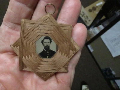 Antique Civil War era gem TINTYPE-Soldier? photo with Thread Frame! - Image 1 of 3