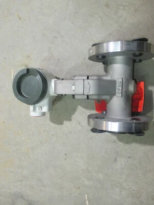 Yokogawa Yewflo vortex flowmeter Model YF 102 -NNNA2A-S3S3*E 1" 300# flange - Picture 1 of 3