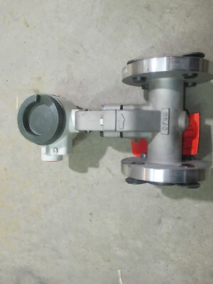 Caudalímetro de vórtice Yokogawa Yewflo modelo YF 102 -NNNA2A-S3S3*E 1" 300# brida Foto 1 de 3