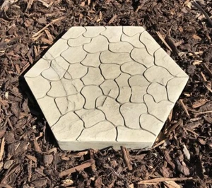 Adorno de jardín para bebedor de insectos Slate Look - Imagen 1 de 3