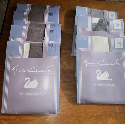 Lote Antigo de 8 Calcinhas Gloria Vanderbilt Tamanho A Daysheer 2 Cinza 5 Taupe 1 Branco - Imagem 1 de 4