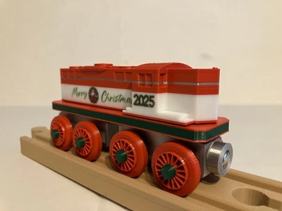 EMD GP9 Merry Christmas #2025 - Compatível com ferrovia de madeira, impressão 3D - Imagem 1 de 4