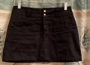Xhilaration  Youth’s Size 7 Straight & Pencil Skirt  Black 100% Cotton. - Picture 1 of 5