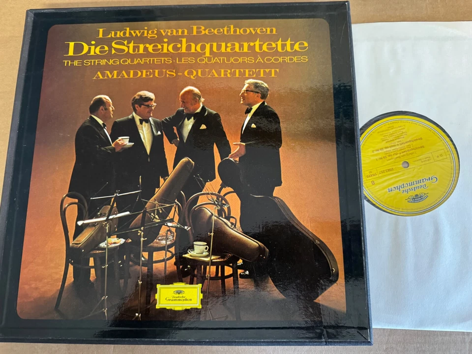2721 071 Beethoven Complete String Quartets Amadeus Quartet  10 LP box - Image 1 of 3