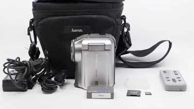 Panasonic SDR-S150 Digitaler Camcorder 3CCD + 4GB SD - Händler - Bild 1 von 4