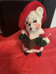 Annalee Caroling Christmas Mouse Caroler alto 8" spartiti posabili 2005 - Foto 1 di 2