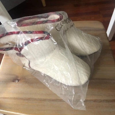 Gold Coast Women's Cable Knit Bootie Slippers - CREAM - SIZE: LARGE - READ BELOW - Image 1 of 4