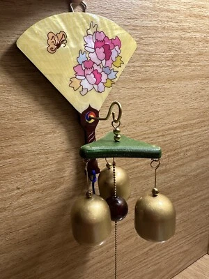 The Traditional Fan Series Korea Small Wall Wind Chimes Mother Of Pearl Magnetic - Image 1 of 4