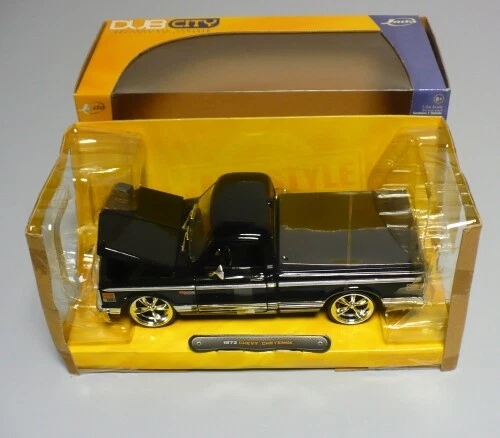 CHEVY CHEYENNE 1972 - SCALA 1:24 JADA TOYS - Immagine 1 di 3