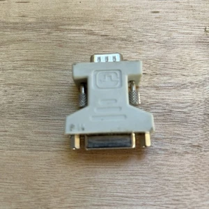 DVI 24+5 Female Socket to VGA 15 Pin Male Plug Converter Adapter Used - Picture 1 of 3