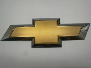 Genuine OEM GM 2014-20 Chevy Silverado /Colorado Tailgate Bowtie Emblem 22786435 - Picture 1 of 2