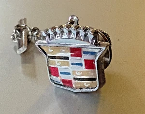 Vintage CADILLAC CREST EMBLEM Lapel  Pin;  Automotive Collectible - Picture 1 of 2