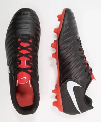 Botines de fútbol 193 Nike Tiempo Legend 7 Club FG para hombre talla 10,5 AO2597-006 negros Foto 1 de 4