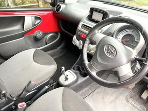 2014 Toyota AYGO 1.0 VVT-I MOVE MultiMode Automatic 70 BHP Hatchback Semi- Auto - Picture 1 of 17