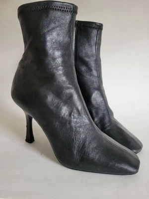Reformation Botín Cuero Negro Tacón Talla 7 Salir Sexy Grunge Oficina Foto 1 de 4