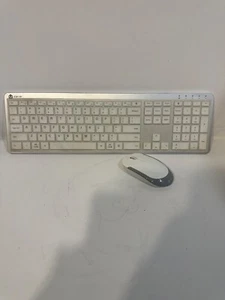 iClever GK08 Wireless Keyboard and - Rechargeable Keyboard Silicone Protector - Picture 1 of 2