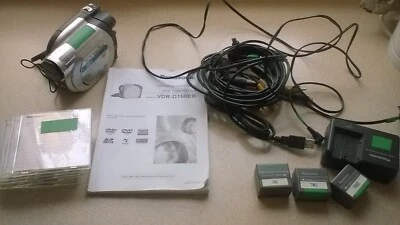 Panasonic VDR-D160 MiniDVD Digital Video Camcorder with 5 dvds and 3 battery's - Image 1 of 4