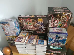 Yu-Gi-Oh 50 Kartenpaket: Enthält 44 Commons + 4 seltene 1 super 1 ultra oder geheim - Bild 1 von 1