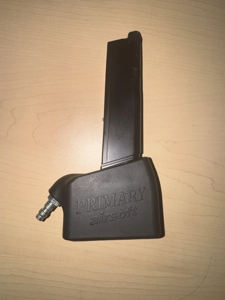 Adaptador PRIMARY AIRSOFT M4 con cargador para AAP-01 Foto 1 de 2