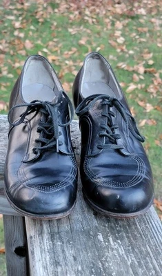 Vintage Womens Dr Locke Shoes Size 7.5 RARE - Image 1 of 4