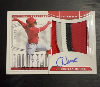 Christian Moore 2025 Panini National Treasure autografado/99 adesivo de 4 cores CMA-CM - Imagem 1 de 3