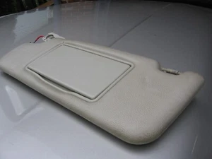 🔥⭐2000 2001 2002 VOLVO S80 INTERIOR SUN VISOR W HOMELINK---DRIVERS LH BEIGE TAN - Picture 1 of 9